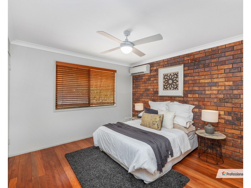 12 Passchendaele Street, Tarragindi QLD 4121