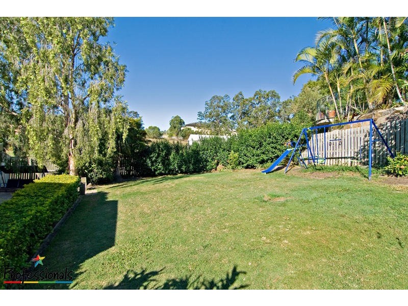 35 Holloway Drive, Everton Park QLD 4053
