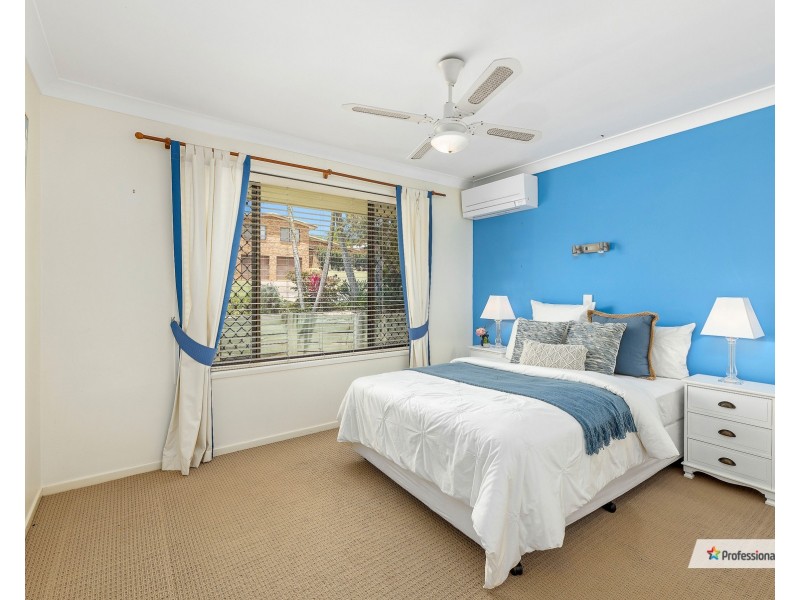 6 Ballinger Crescent, Albany Creek QLD 4035