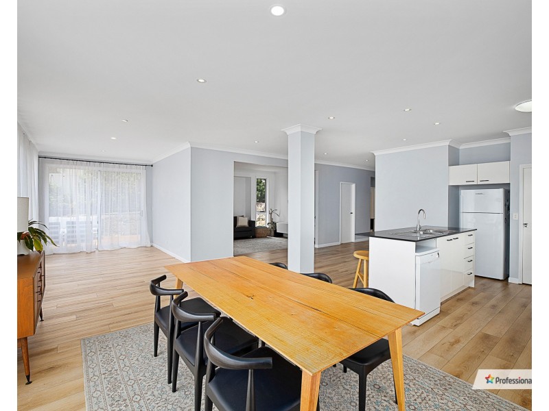 4 Jillaine Street, Everton Hills QLD 4053