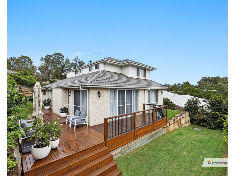 4 Jillaine Street, Everton Hills QLD 4053