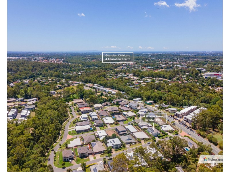 4 Jillaine Street, Everton Hills QLD 4053