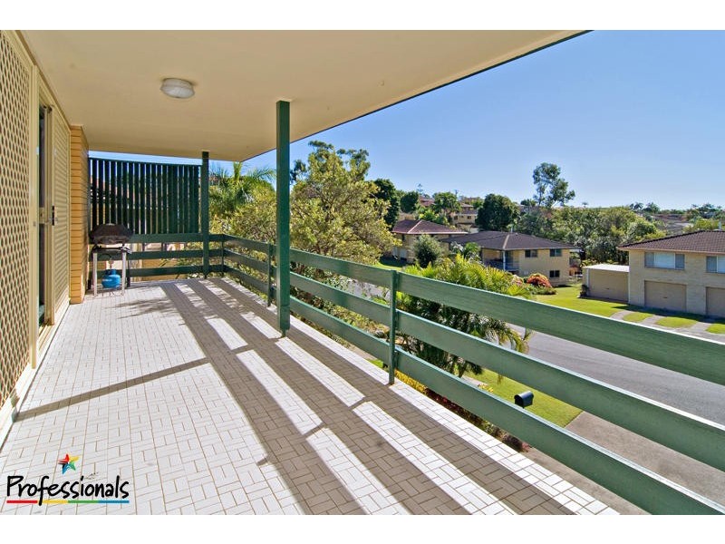 48 Streeton Parade, Everton Park QLD 4053