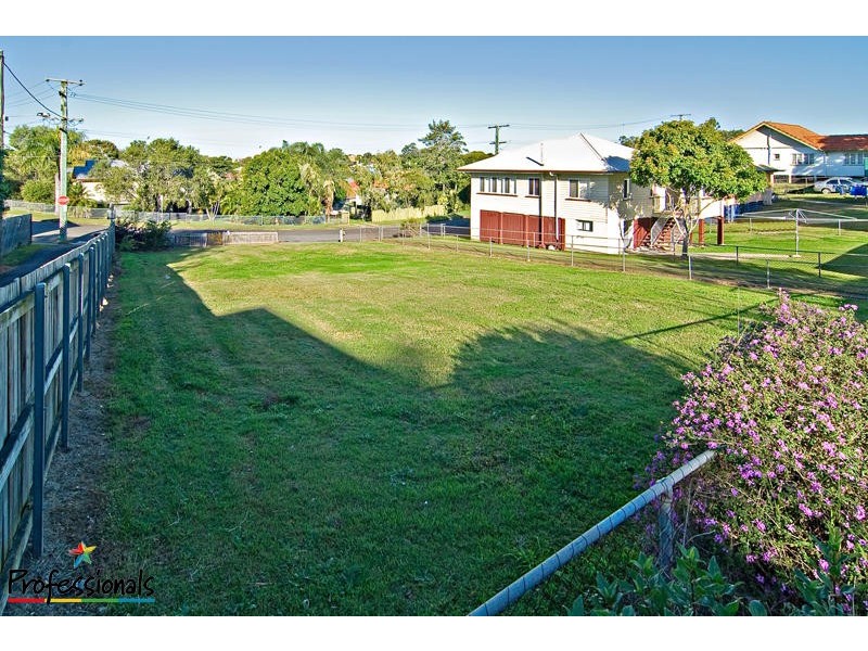 26 Dorrigo Street, Stafford Heights QLD 4053