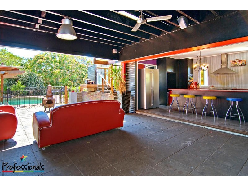 17 Greenhill Street, Everton Park QLD 4053