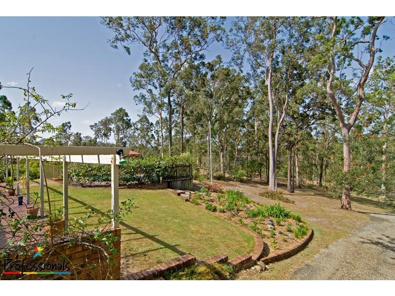 3 Peppermint Drive, Cashmere QLD 4500