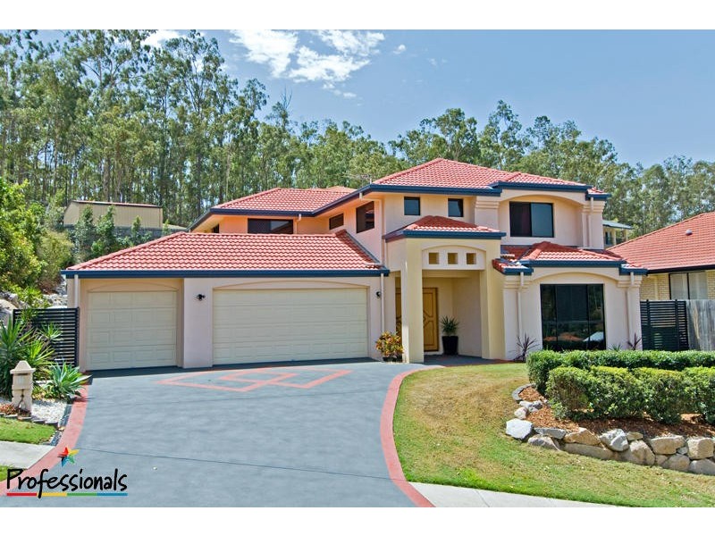 11 Quandong Crescent, Arana Hills QLD 4054