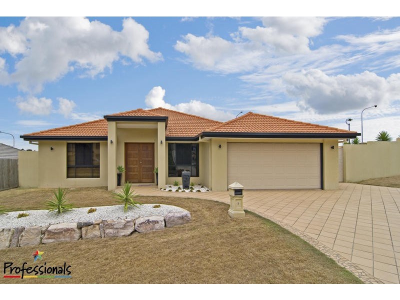 2 Quandong Crescent, Arana Hills QLD 4054