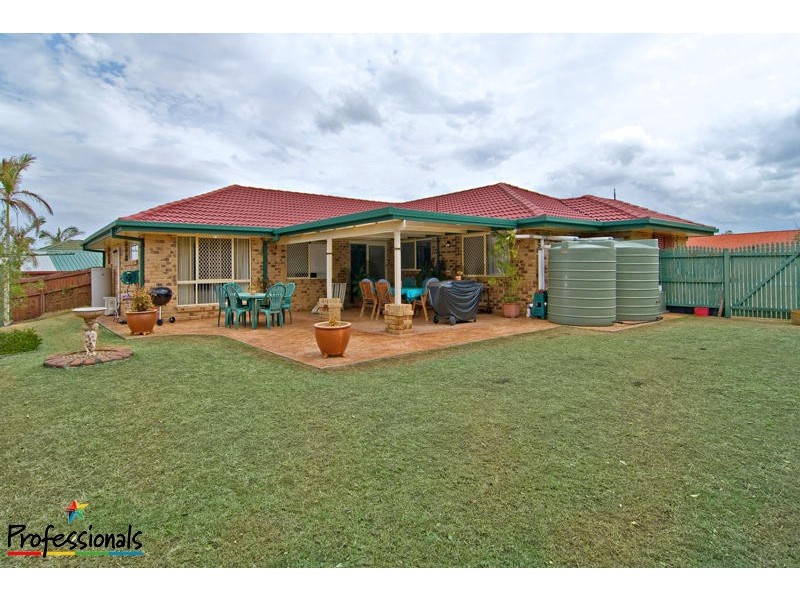 24 Mareeba Court, Arana Hills QLD 4054