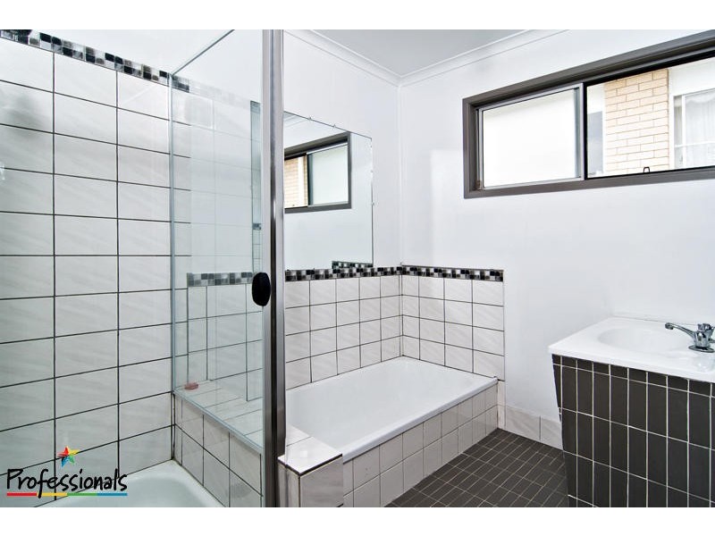 100a Barton Street, Everton Park QLD 4053