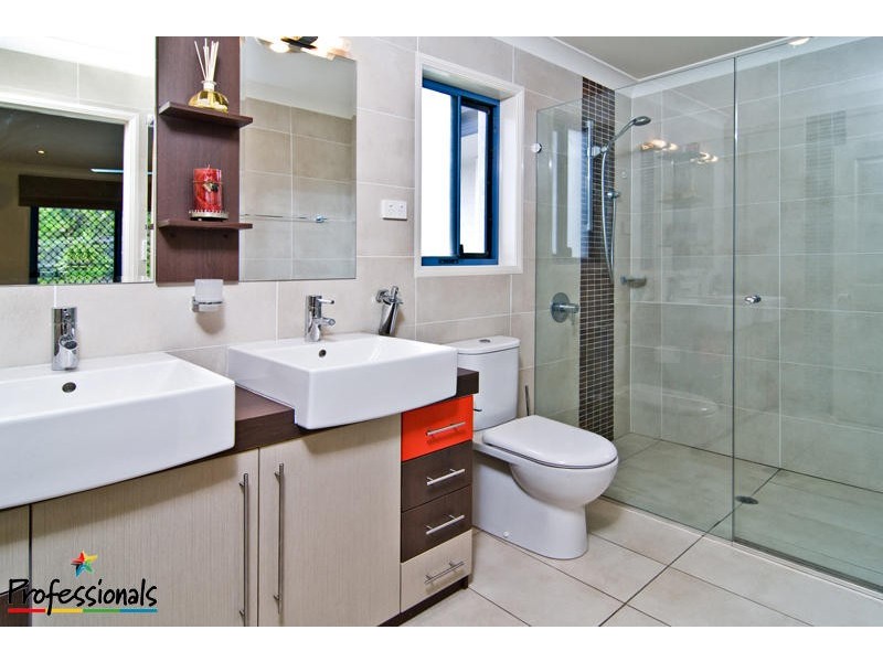 7 De Vito Place, Mcdowall QLD 4053