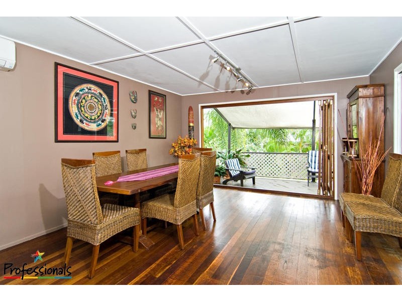 28 Evans Street, Kedron QLD 4031