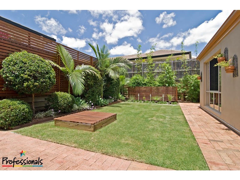 4 Protea Place, Bridgeman Downs QLD 4035