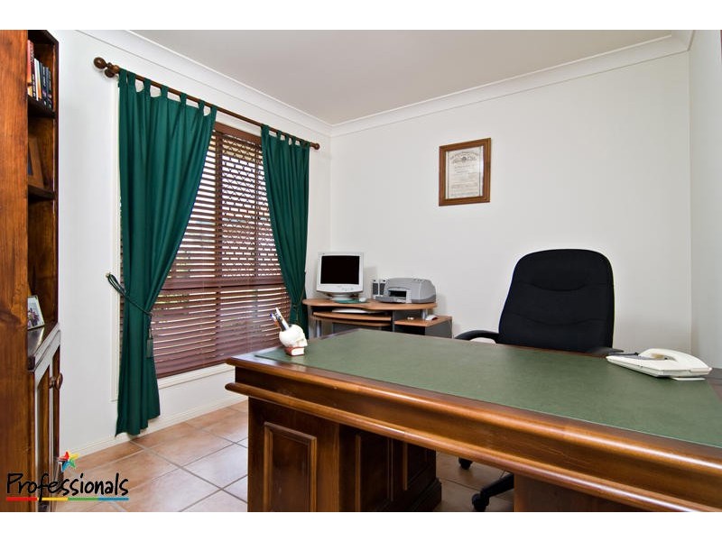 30 Charolais Crescent, Upper Kedron QLD 4055