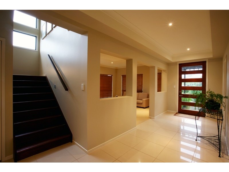 2 Butterwood Court, Arana Hills QLD 4054