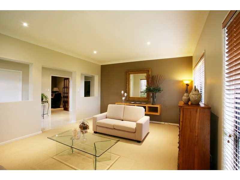 2 Butterwood Court, Arana Hills QLD 4054