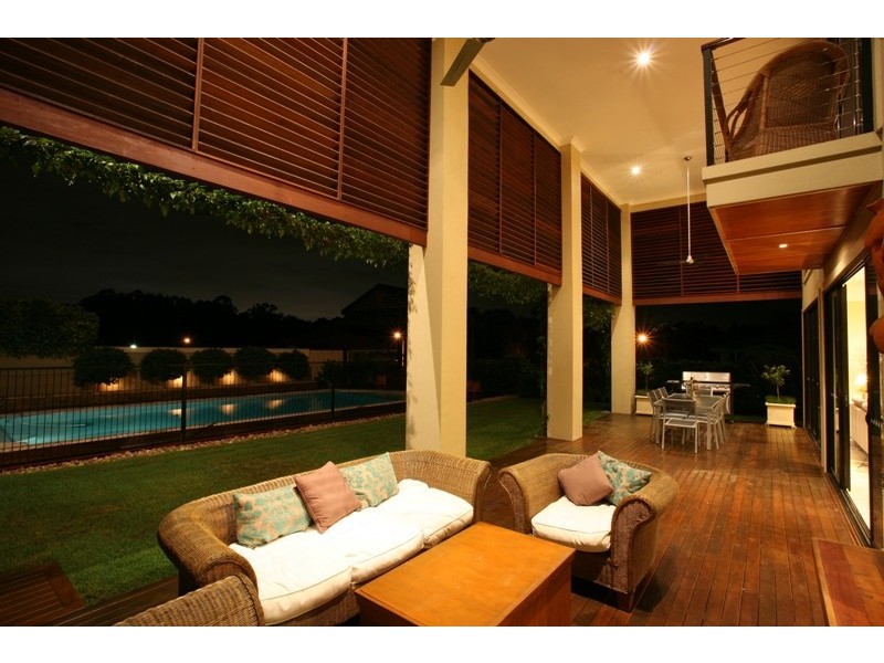 2 Butterwood Court, Arana Hills QLD 4054