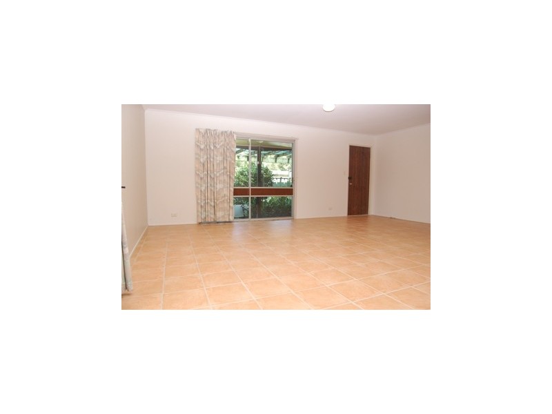 10 Bunowen Street, Ferny Grove QLD 4055