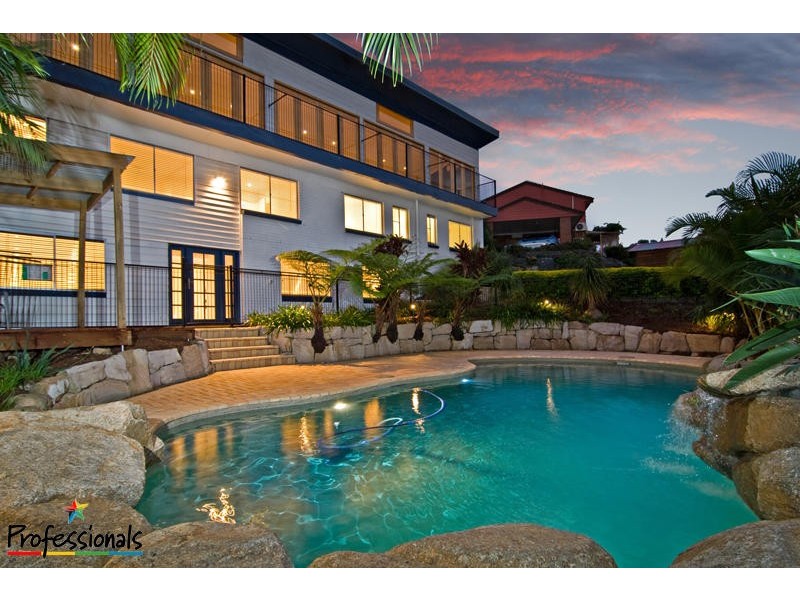 14 Dargie Street, Everton Park QLD 4053