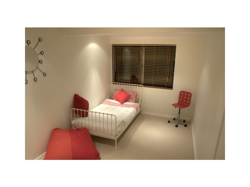 14 Dargie Street, Everton Park QLD 4053