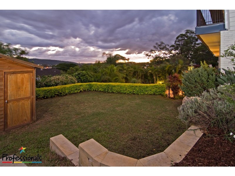 14 Dargie Street, Everton Park QLD 4053