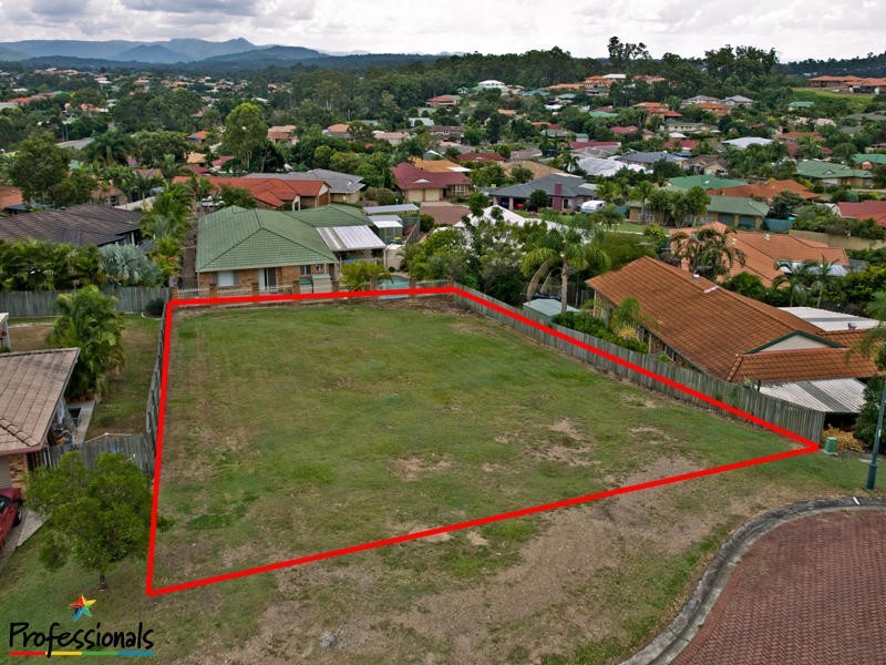 15 Flinders Way, Albany Creek QLD 4035