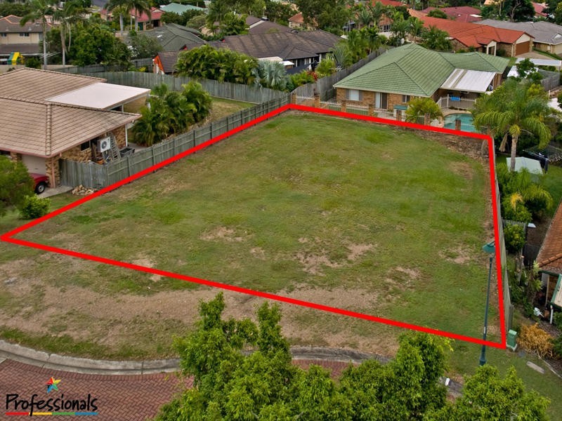 15 Flinders Way, Albany Creek QLD 4035