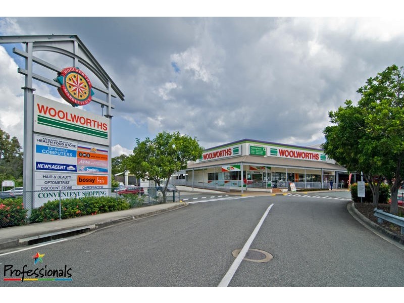 15 Flinders Way, Albany Creek QLD 4035