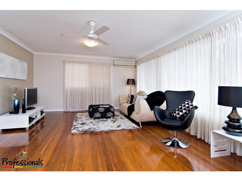 162 Trouts Road, Stafford Heights QLD 4053