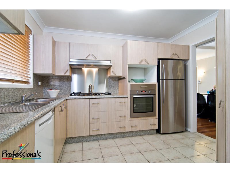 162 Trouts Road, Stafford Heights QLD 4053