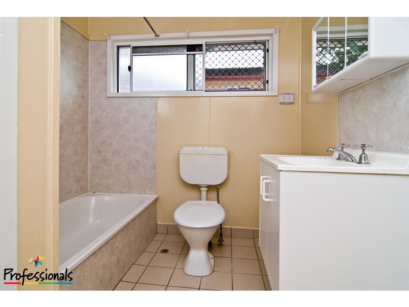 17  Maryland Street, Stafford Heights QLD 4053