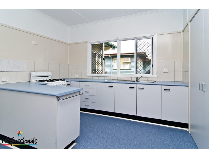 15 Midson Street, Stafford QLD 4053