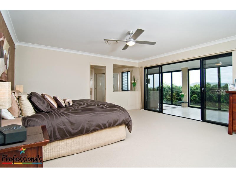 29 Yarraman Street, Arana Hills QLD 4054