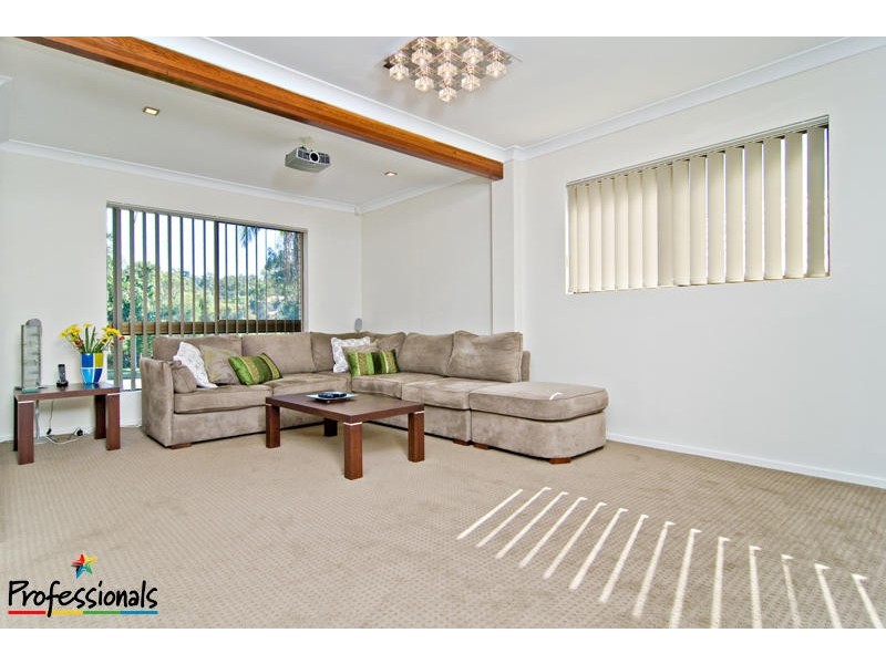 15 Parton Street, Stafford Heights QLD 4053