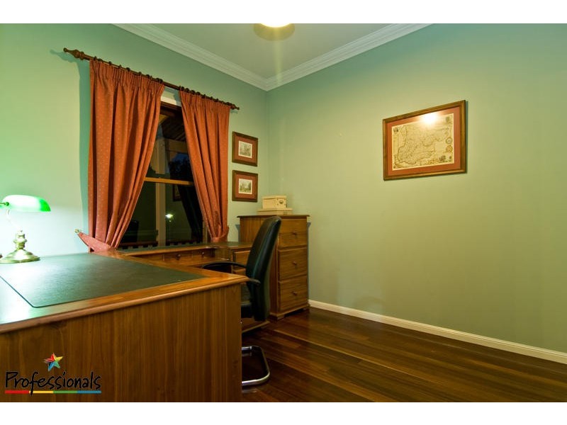 12 Evergreen Place, Mcdowall QLD 4053