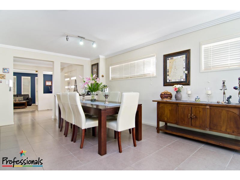 3 Sophora Court, Albany Creek QLD 4035
