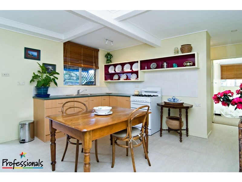 31 Clifford Street, Stafford QLD 4053