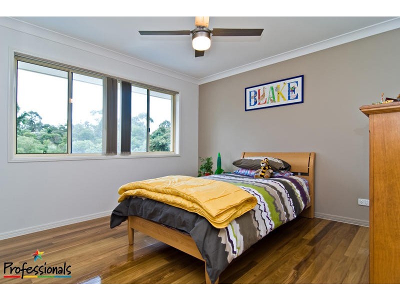 32 Bunya Lake Court, Bunya QLD 4055