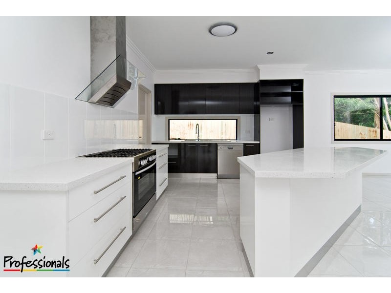 10A Amott Street, Stafford Heights QLD 4053