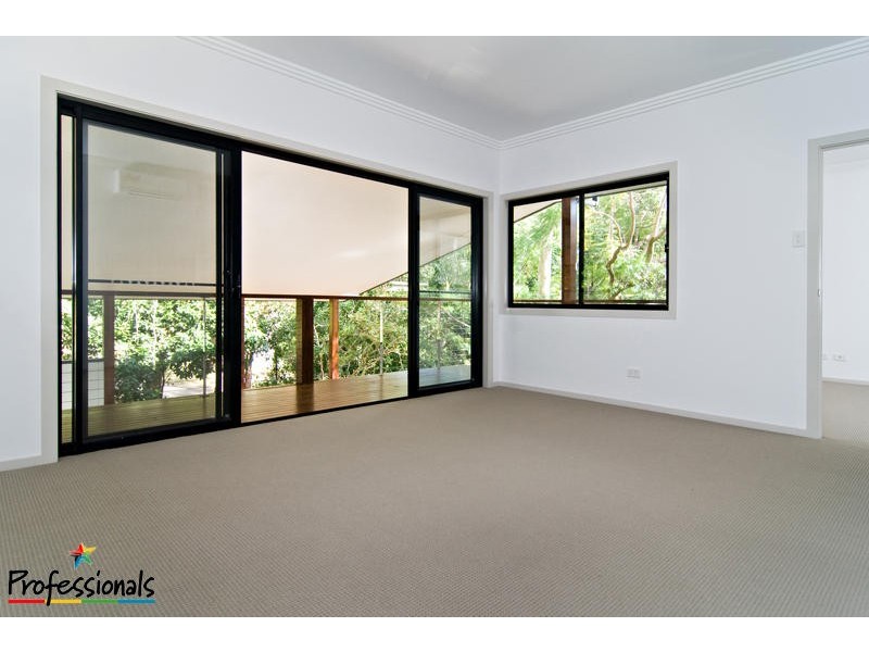10A Amott Street, Stafford Heights QLD 4053