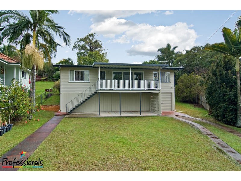78 Falkirk Street, Stafford Heights QLD 4053