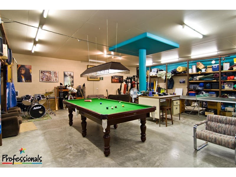 8 Koala Court, Bunya QLD 4055