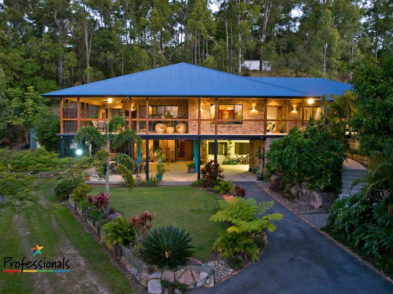 8 Koala Court, Bunya QLD 4055