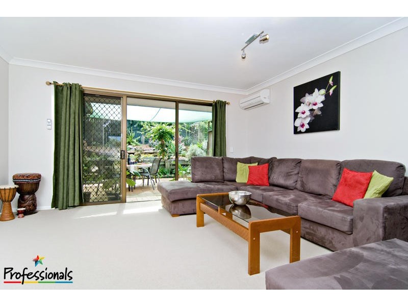 2/25 Felstead Street, Everton Park QLD 4053