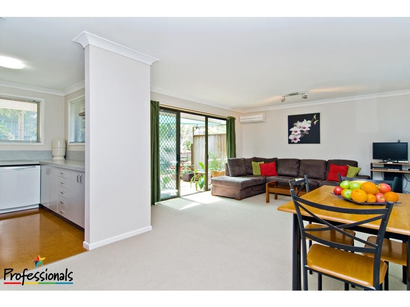 2/25 Felstead Street, Everton Park QLD 4053