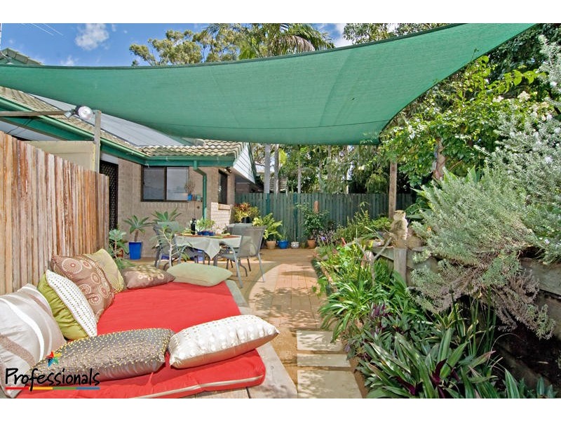 2/25 Felstead Street, Everton Park QLD 4053