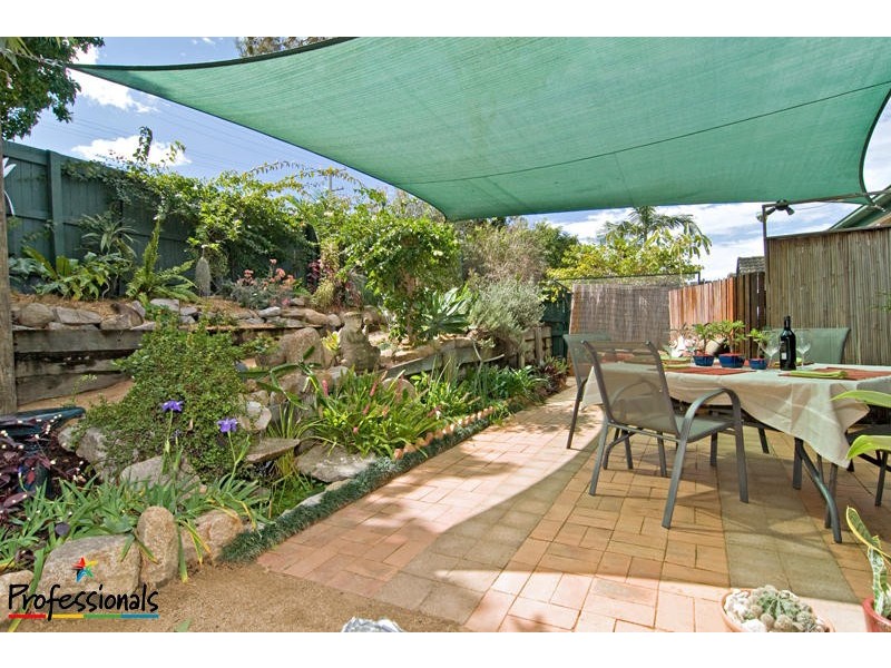 2/25 Felstead Street, Everton Park QLD 4053
