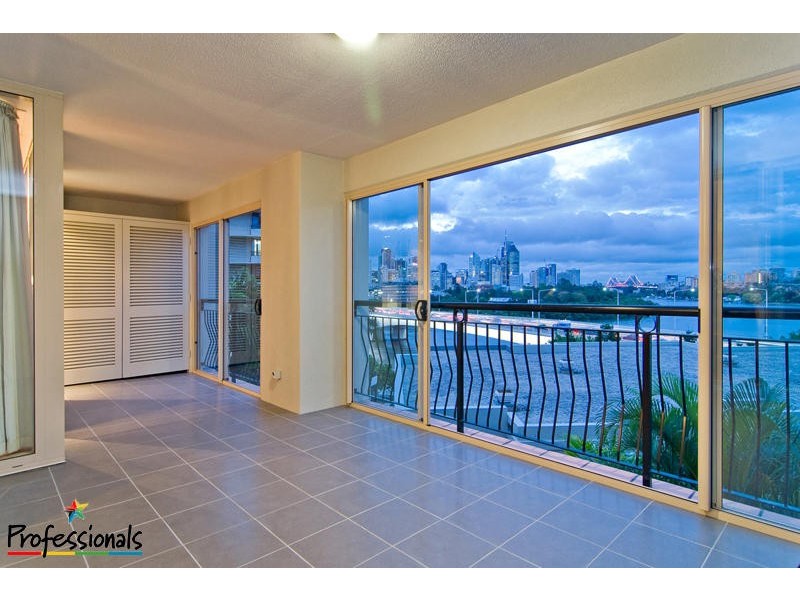 25/50 Lower River Terrace, South Brisbane QLD 4101