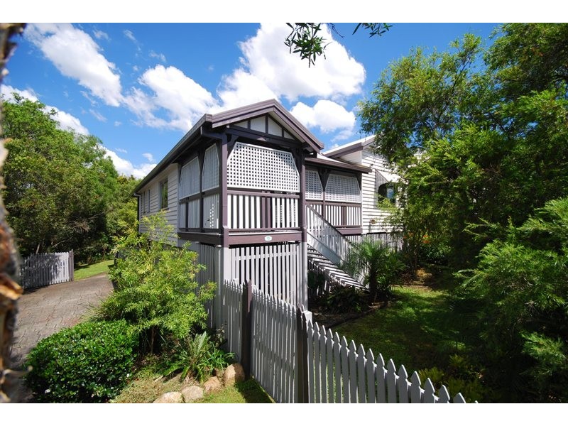 15 Praed Street, Red Hill QLD 4059
