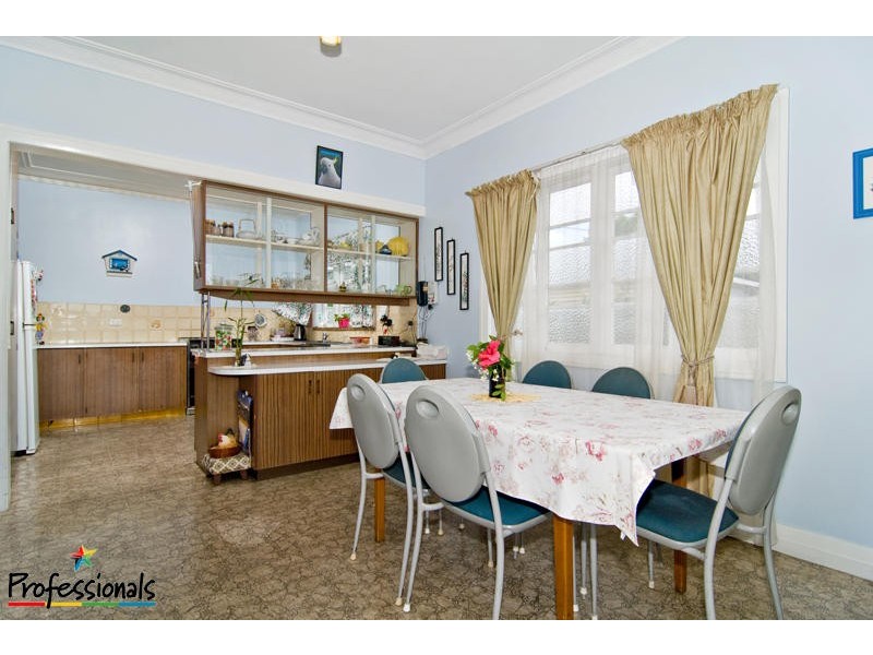 844  Samford Road, Mitchelton QLD 4053